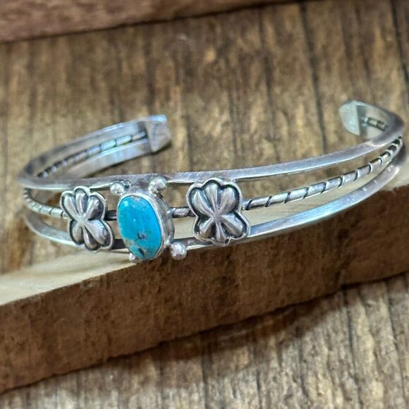 Navajo Sterling Cuff & Kingman Turquoise Floral‎ Cuff Bracelet, Gift Box - Picture 3 of 7